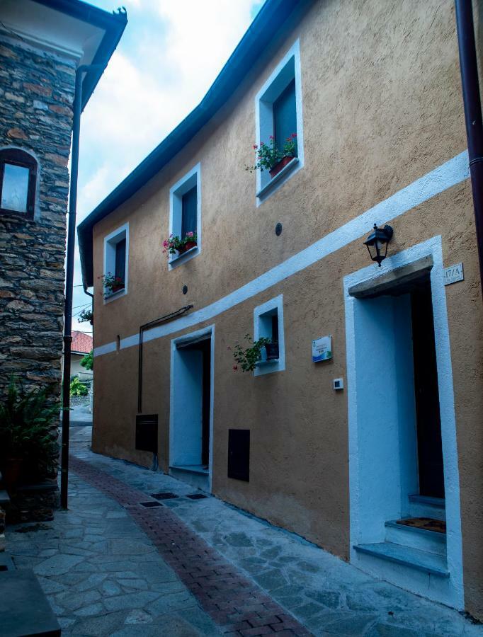 Agriturismo De Ferrari Onzo Buitenkant foto